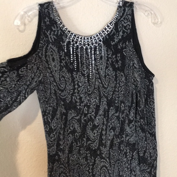 Beautiful Elegant Black and Silver  Dress - Picture 2 of 5